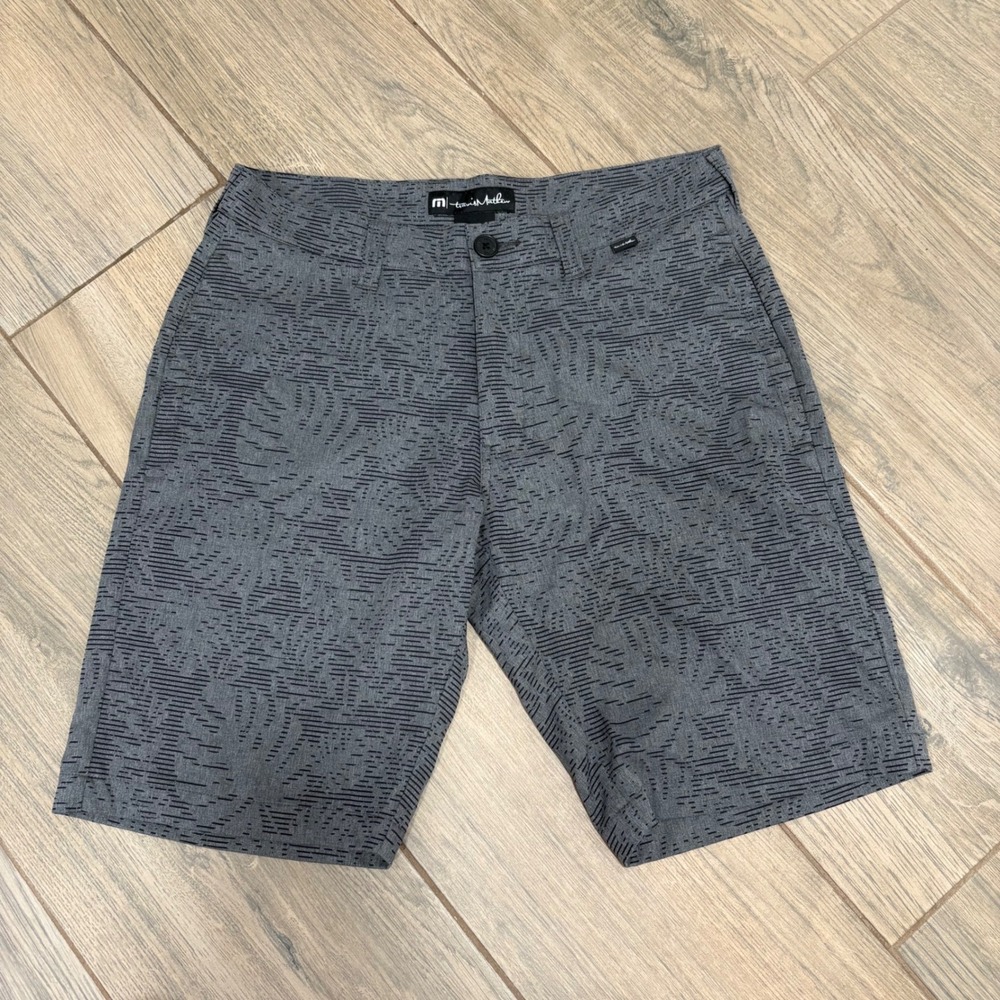 Travis Mathew Golf Grey Palm Print Shorts size 30